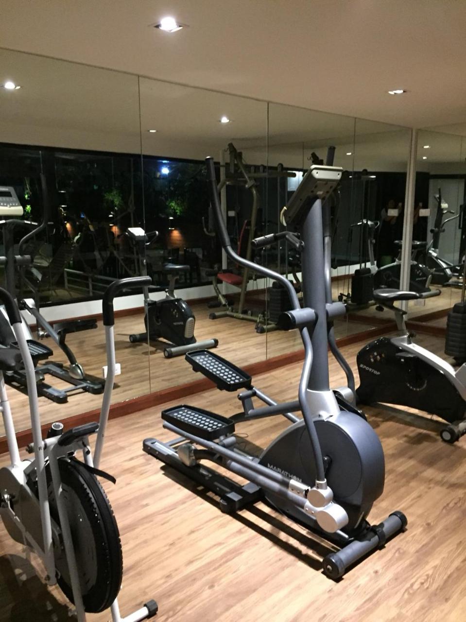 Siam Piman Hotel Bangkok Luaran gambar